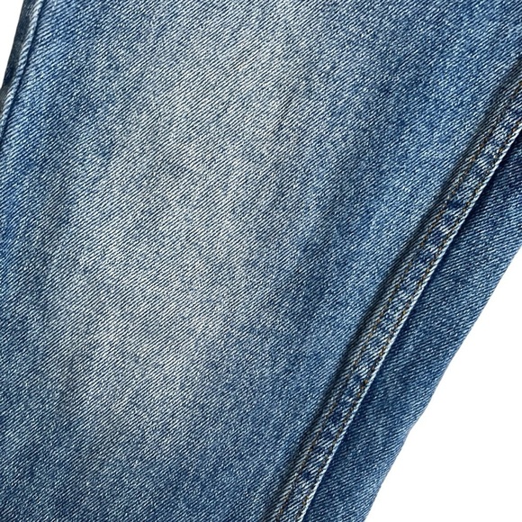 Urban Outfitters BDG High Rise Mom Jean Vintage Mid Wash 90s Style Tapered 25x27 - Picture 9 of 16